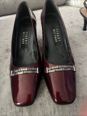 vintage Stuart Weitzman Women's Burgundy Patent Leather Heels size 5